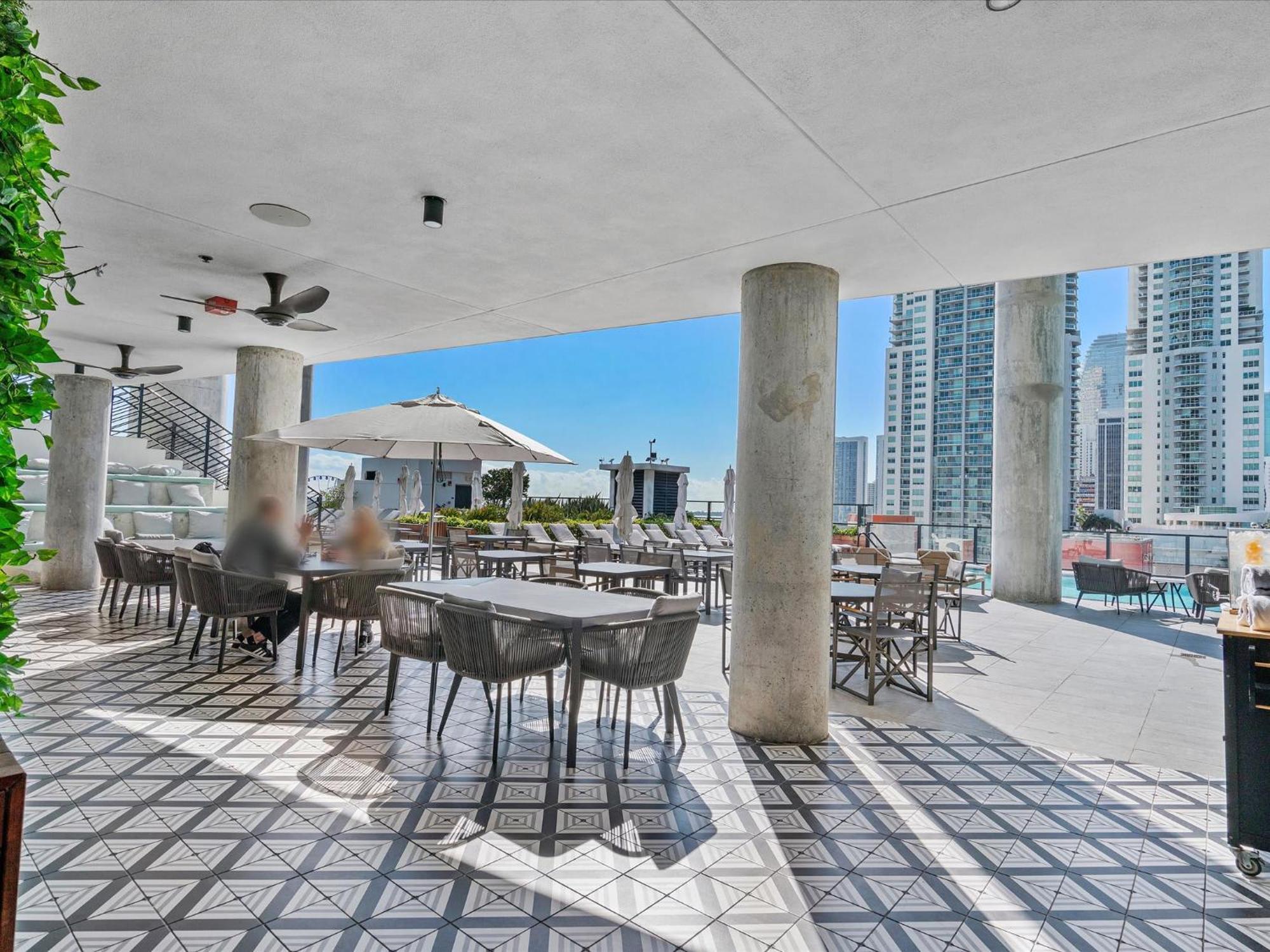Mvr Presidential W Bay & Views Apartamento *