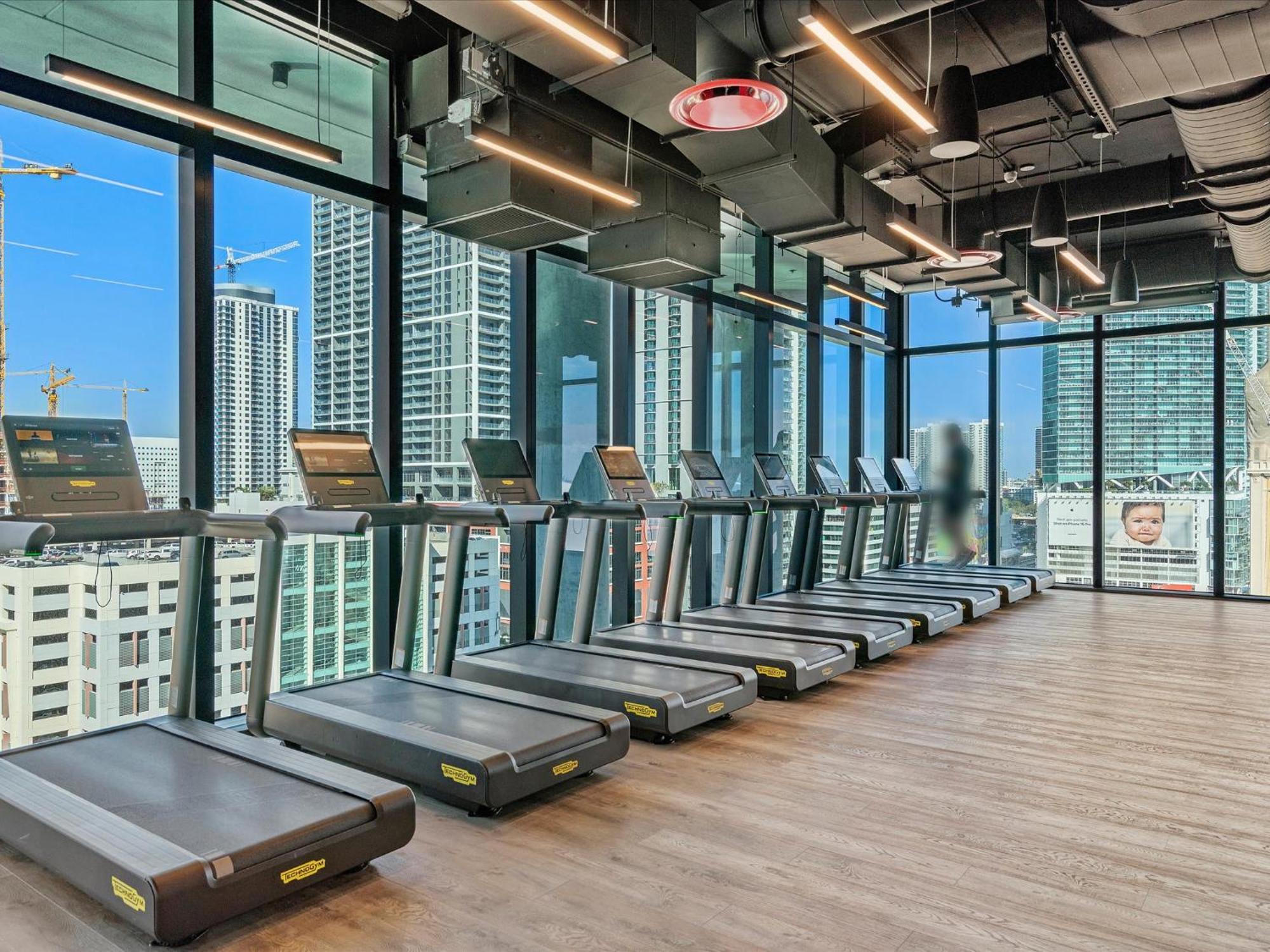 Mvr Presidential W Bay & Views Apartamento